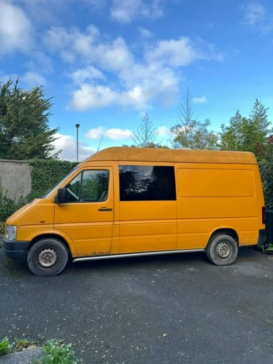Self-converted 2002 Volkswagen LT35 for sale - Image 1