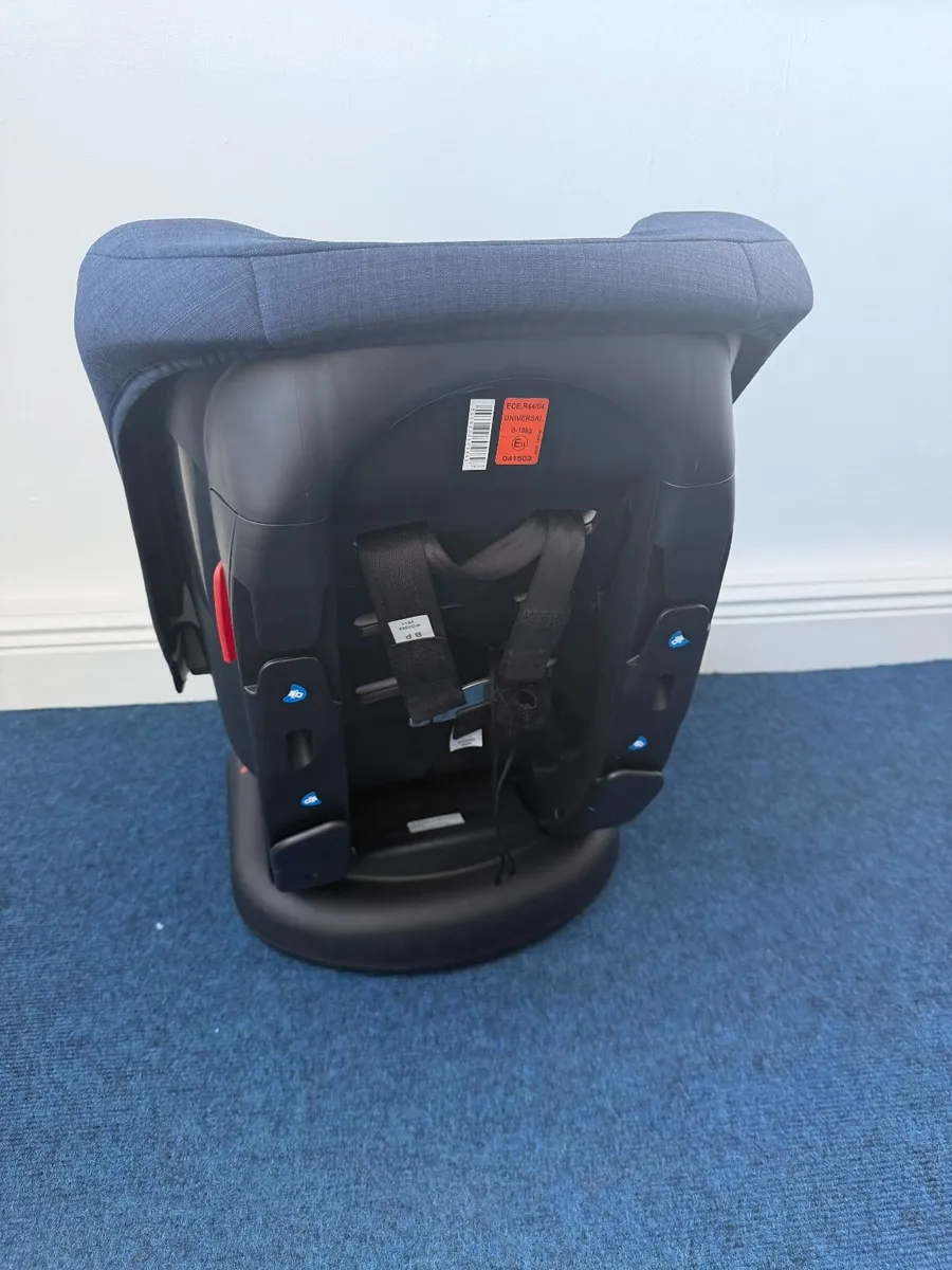 Joie Seatbelt Forward Facing Carseat - Image 2