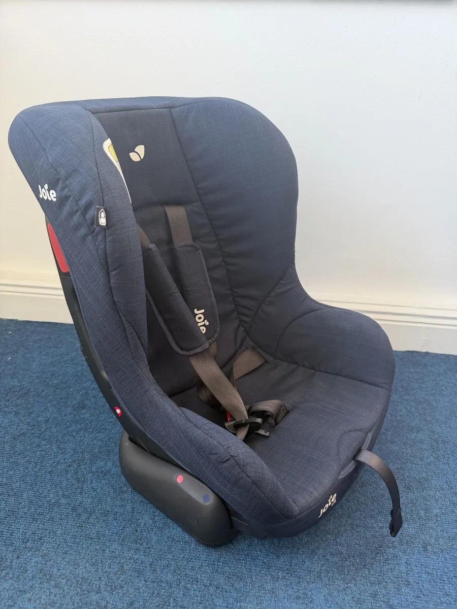 Joie Seatbelt Forward Facing Carseat - Image 1