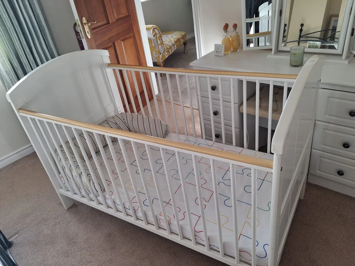 Cot - Image 3