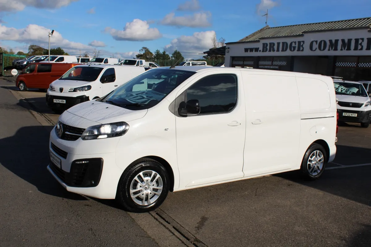 2022 Vauxhall Vivaro 2700 L1H1 Sportive - Image 3