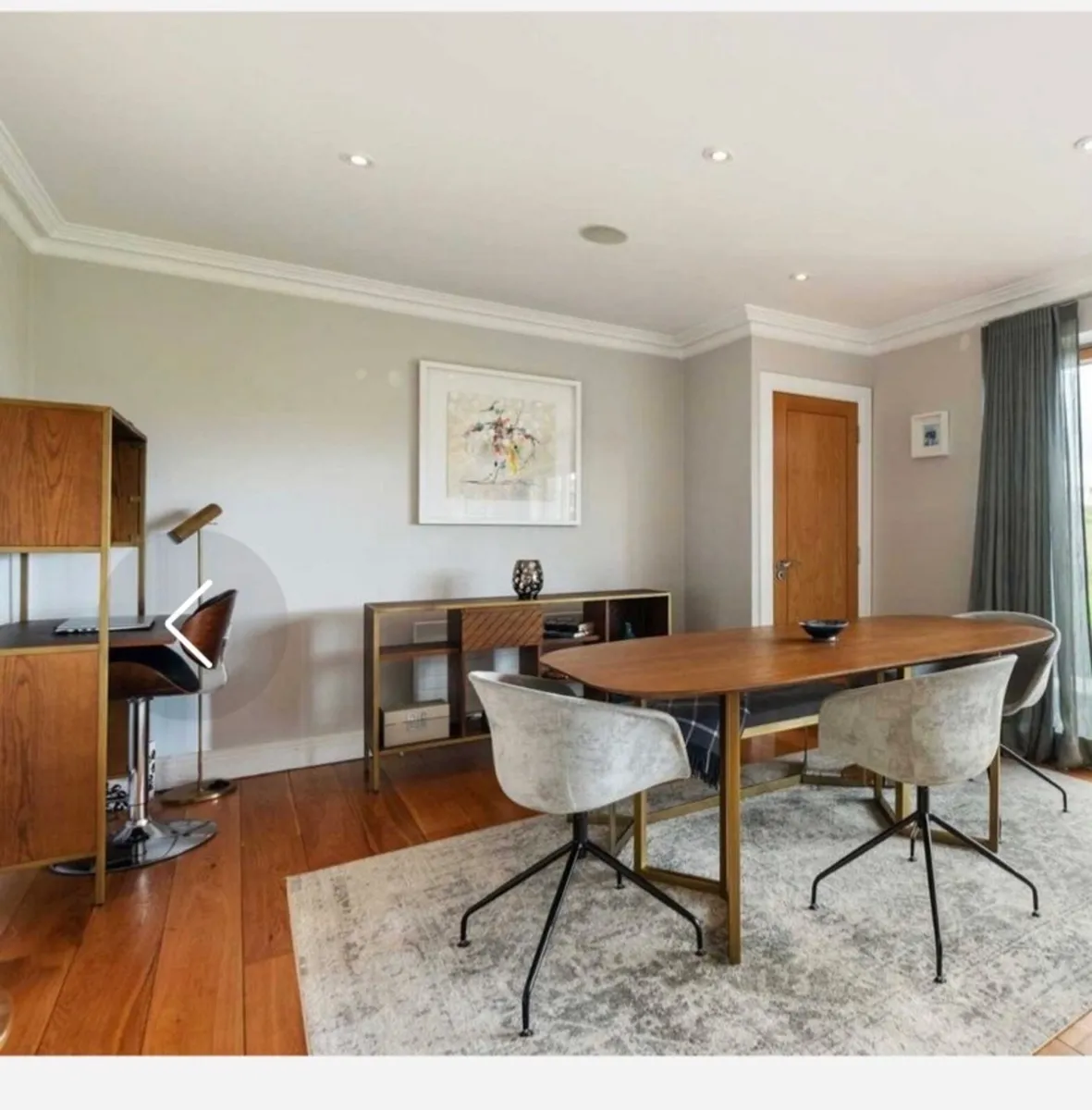 Table and work from home unit.