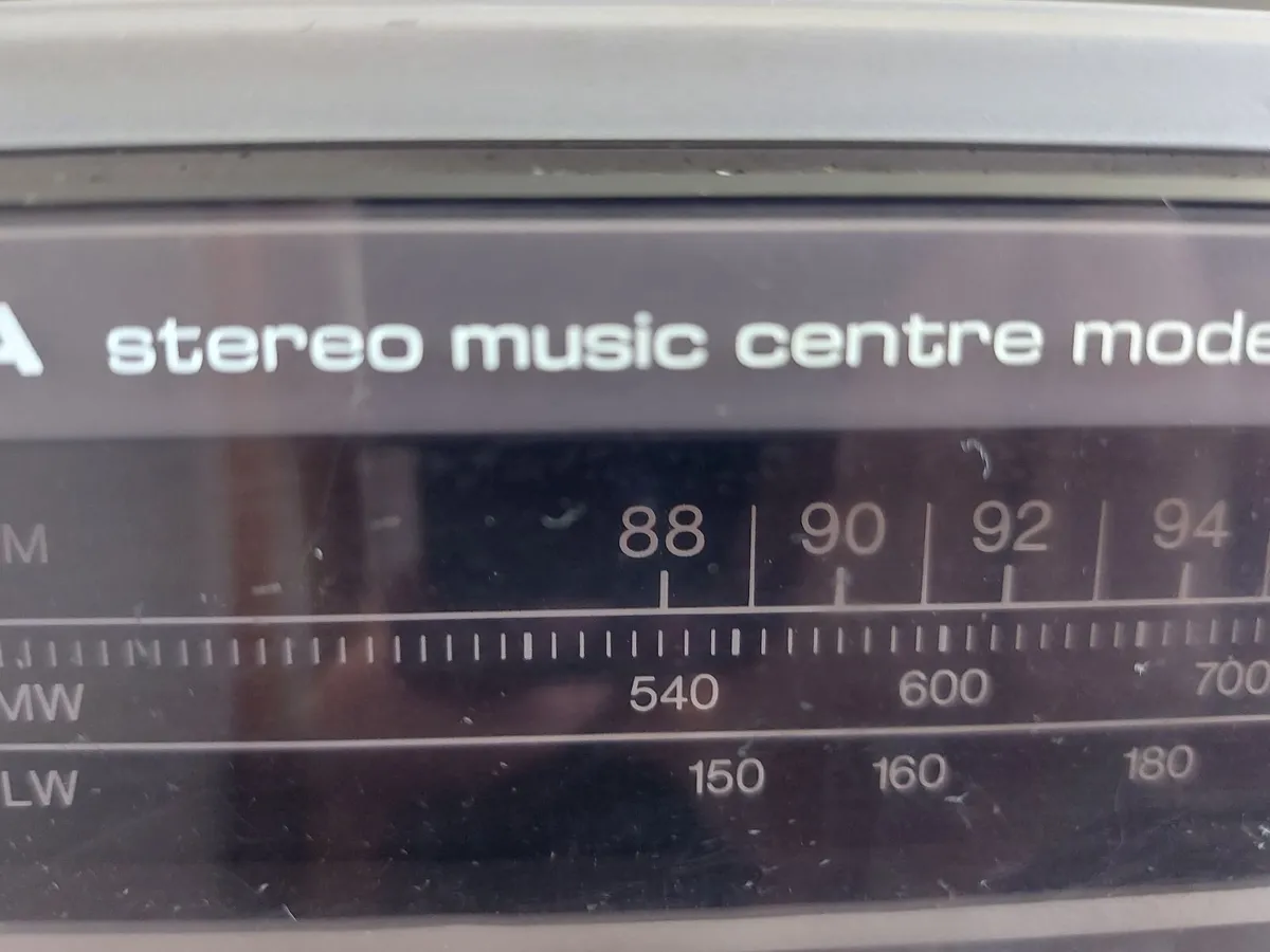 Toshiba Stereo Music Centre, Model SM-2750, - Image 4