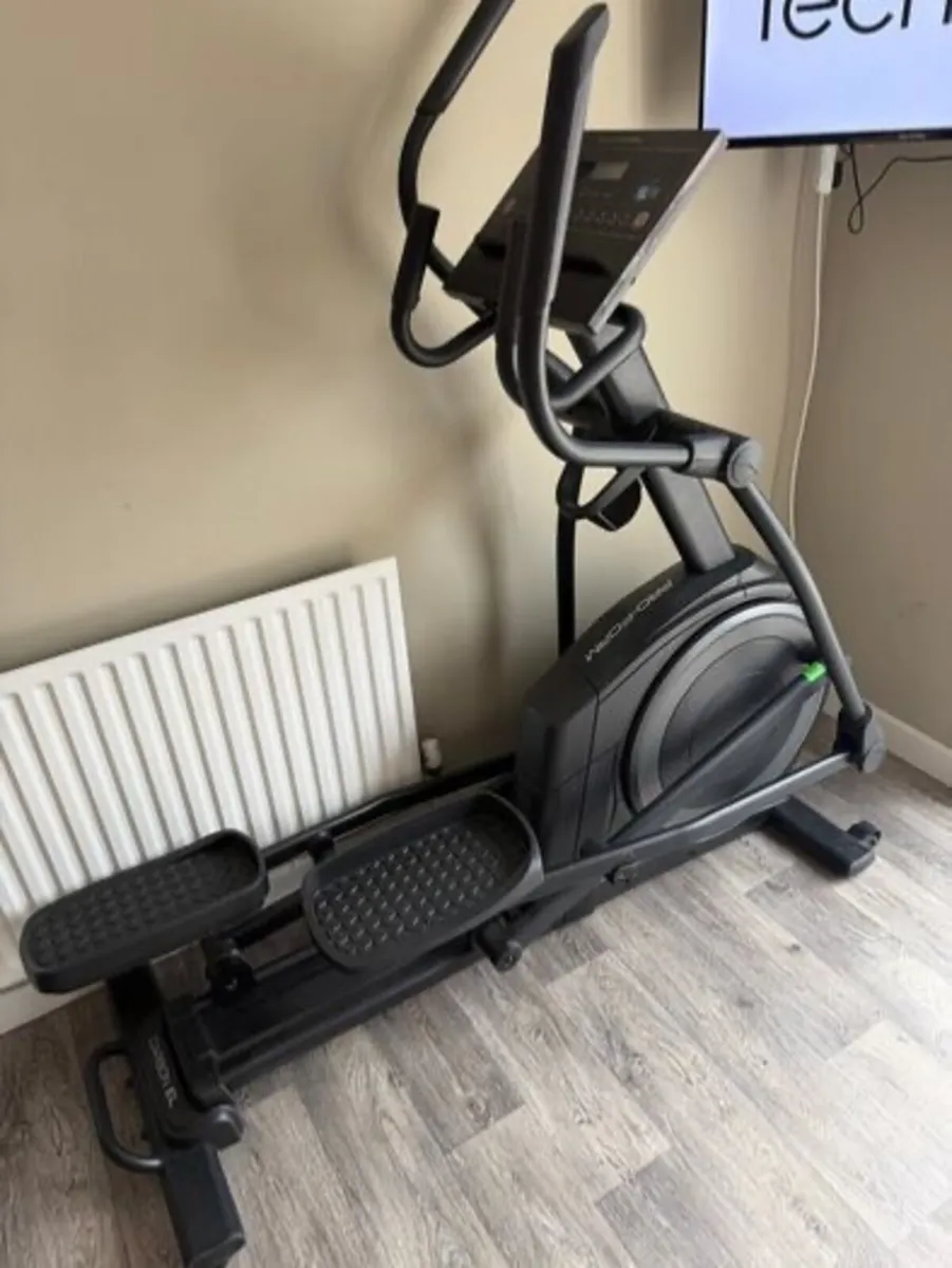 Proform cross trainer - Image 1