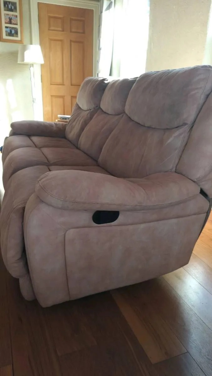 2 and 3 seater reclining couches - Image 4