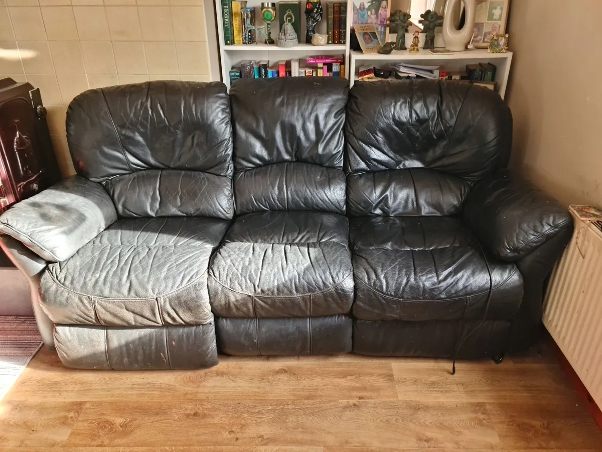 Couch - Image 2