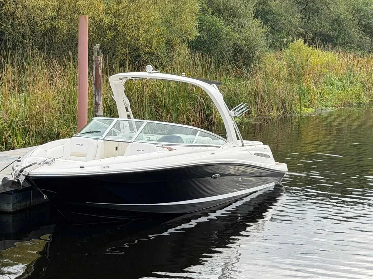 Sea Ray 250 SLX 8.1 - Image 2