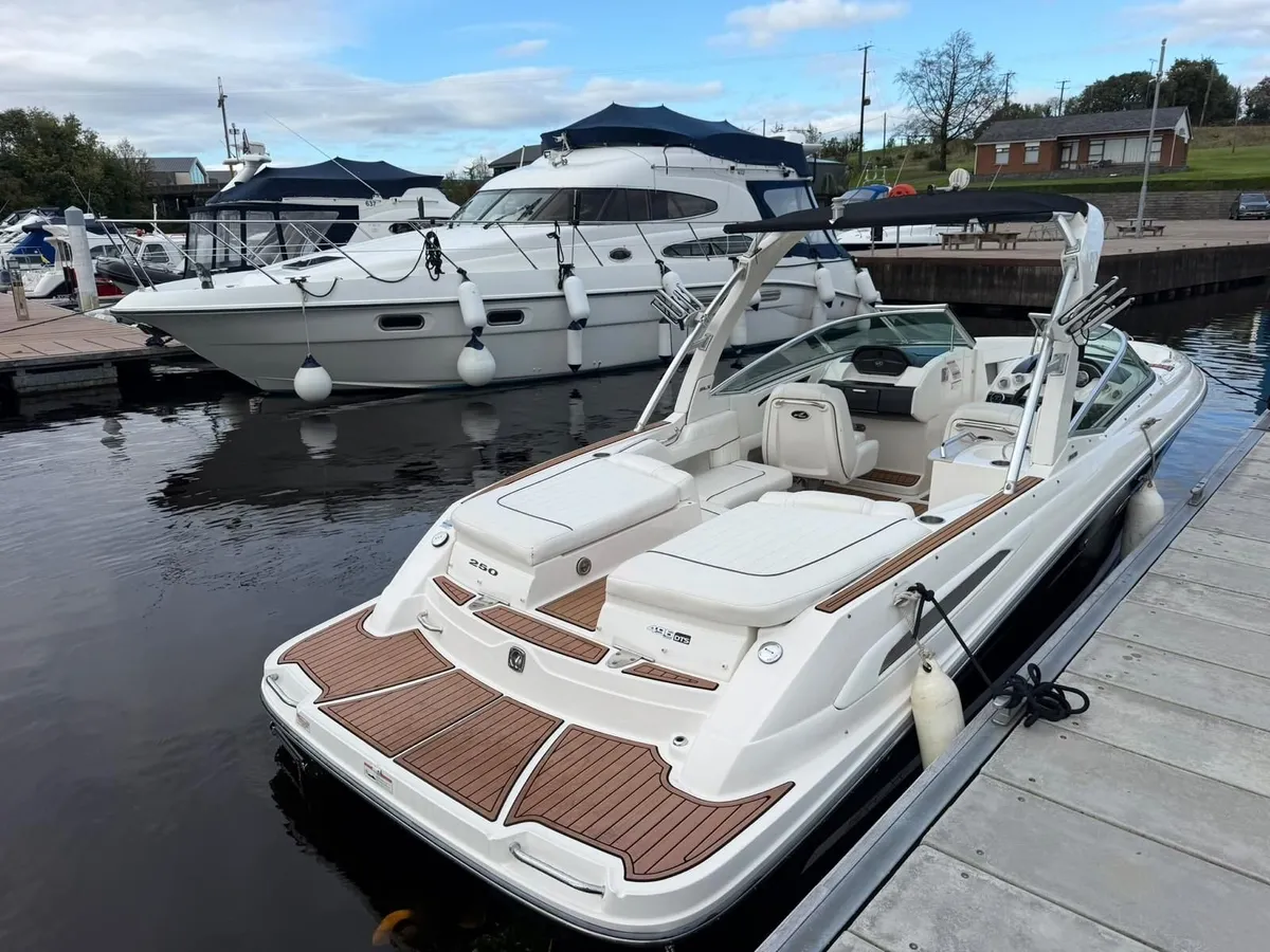 Sea Ray 250 SLX 8.1 - Image 4