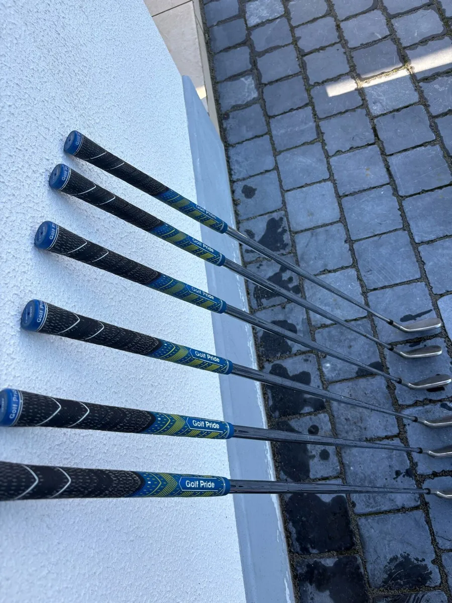 Golf Clubs (irons) - Image 3