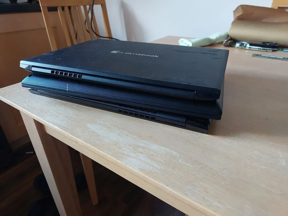 Selling 3 Toshiba Dynabook Tecra A40-E-15X laptops - Image 4