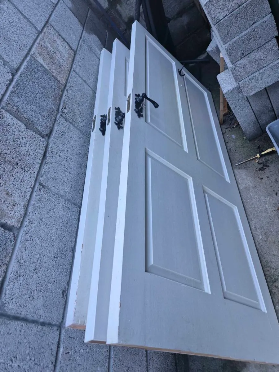 Pine  Doors - Image 1