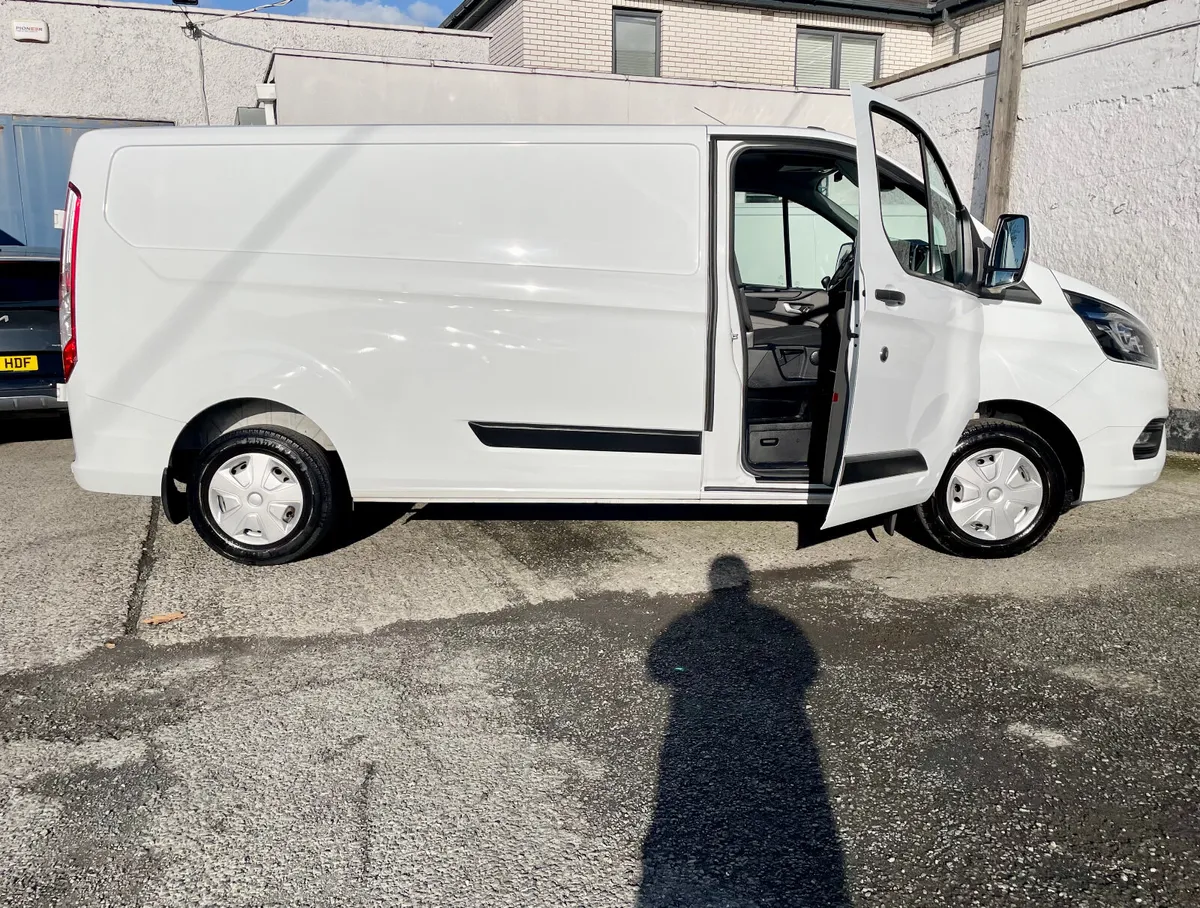 Ford Transit Custom 300L2 TREND 2.0TDCI LWB,2022 - Image 3