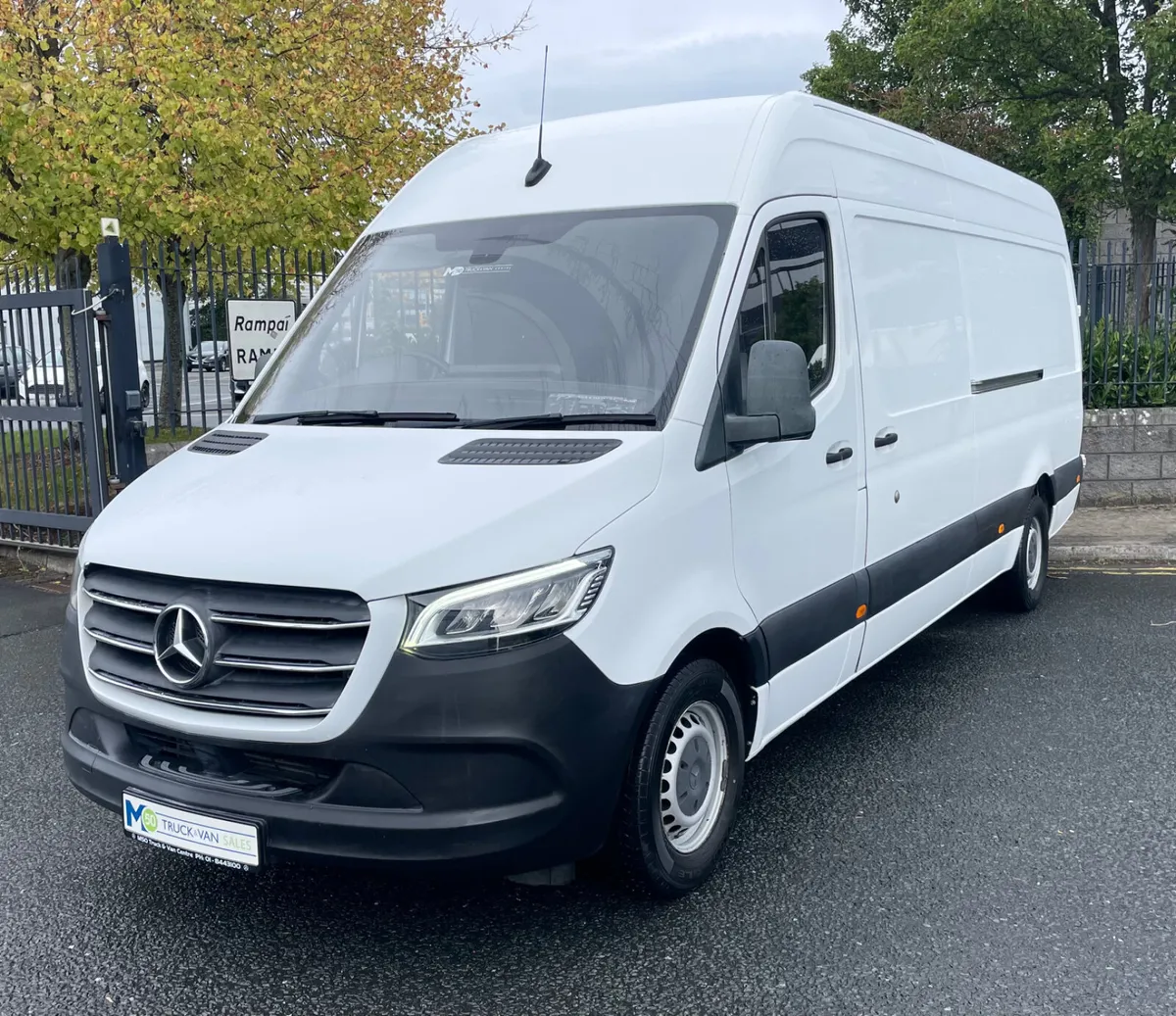 2023 Sprinter 315/43 LWB Rev Cam & 360 Park Pack - Image 1