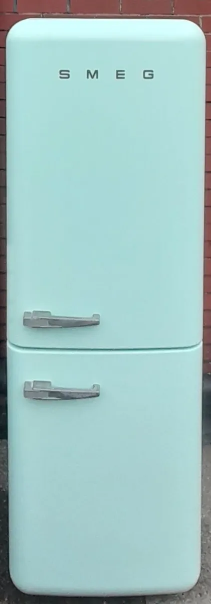Smeg fridge freezer for sale - Image 1