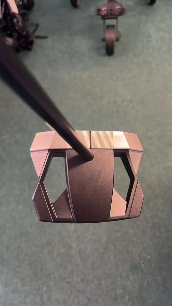 Taylormade Spider ZT Black CB 36'New €589 Now €379 - Image 2