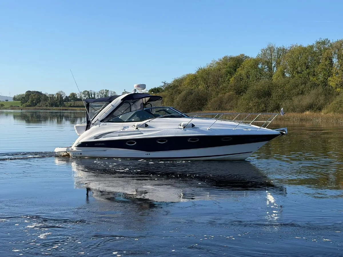 Doral Intrigue 32 sports cruiser twin D4 300hp - Image 1