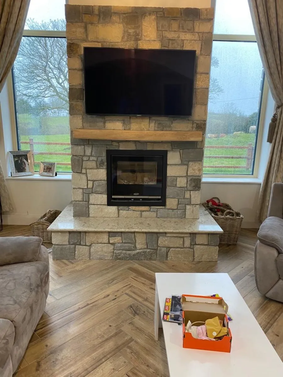 Reclaimed Veneer/stick on stone - Image 1