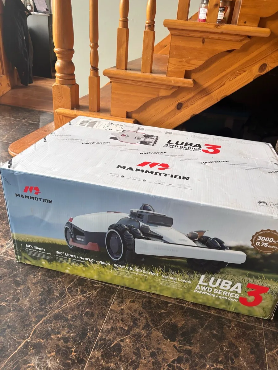 Mammotion LUBA 3 AWD 3000 - Brand New, Sealed - Image 1