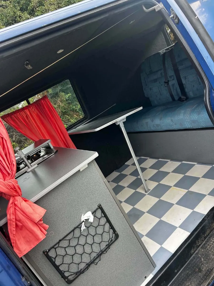 Camper - Image 4
