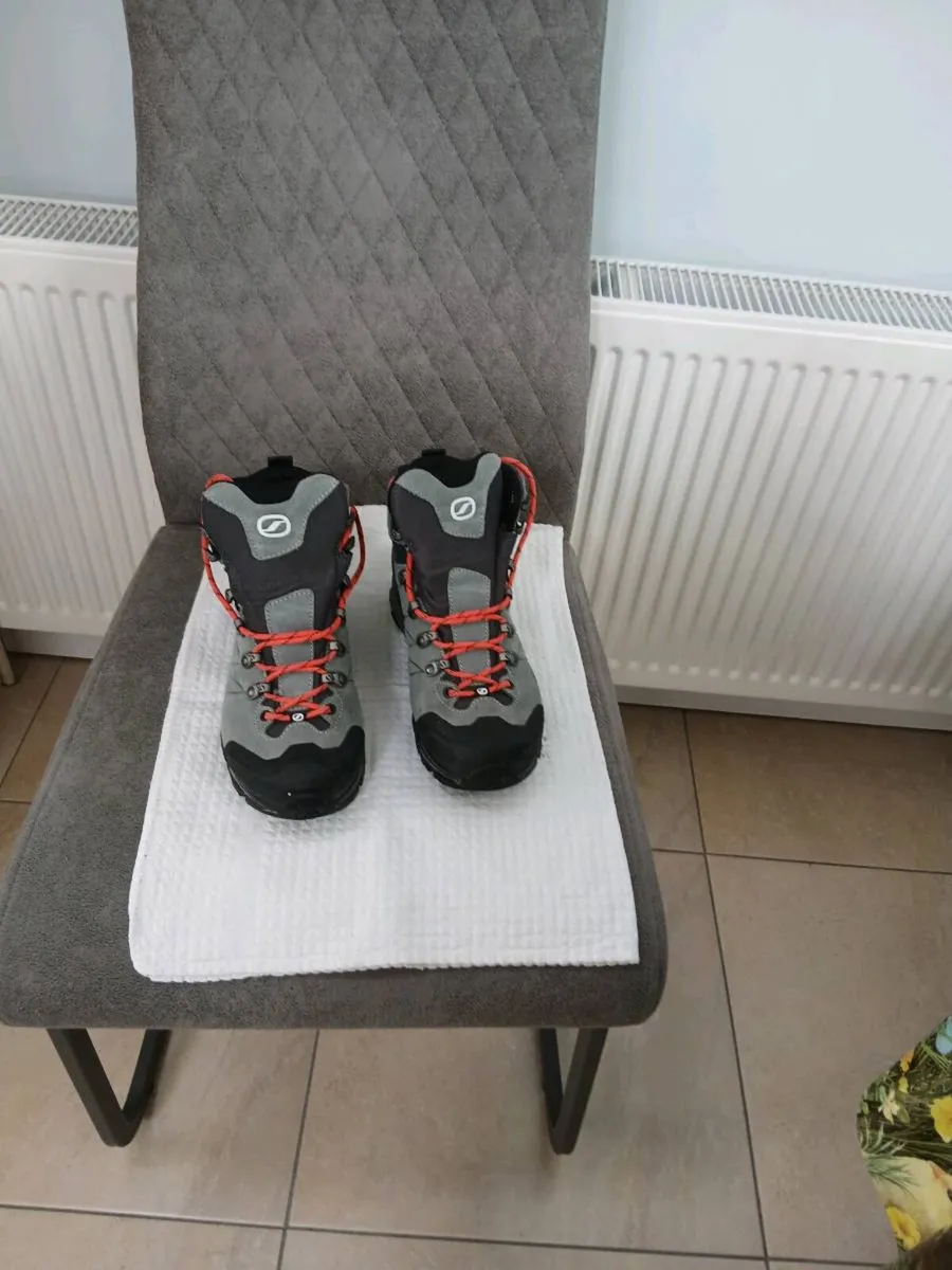 SCHOLL SCARPA LADIES WALKING BOOTS  NEW - Image 3