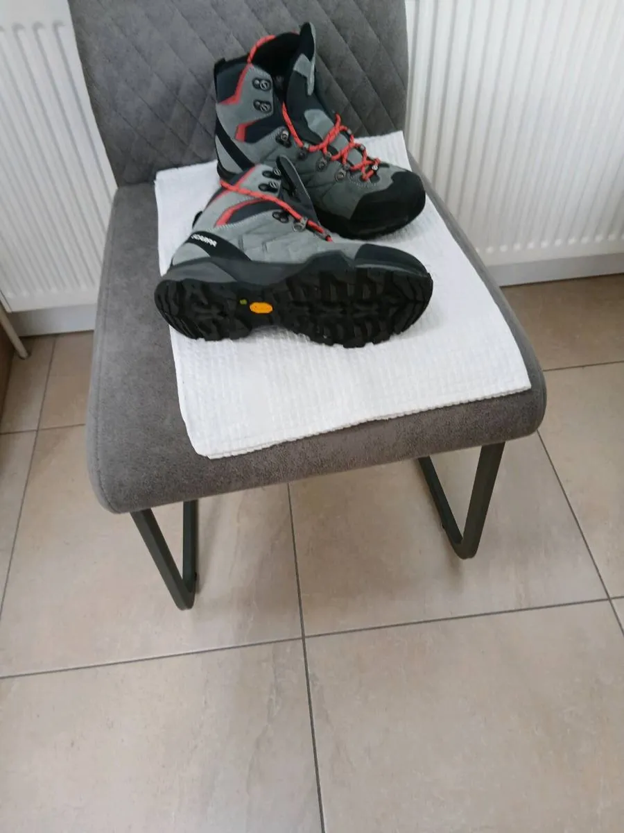 SCHOLL SCARPA LADIES WALKING BOOTS  NEW - Image 4