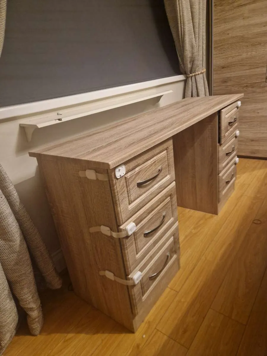 Wardrobes - Image 2