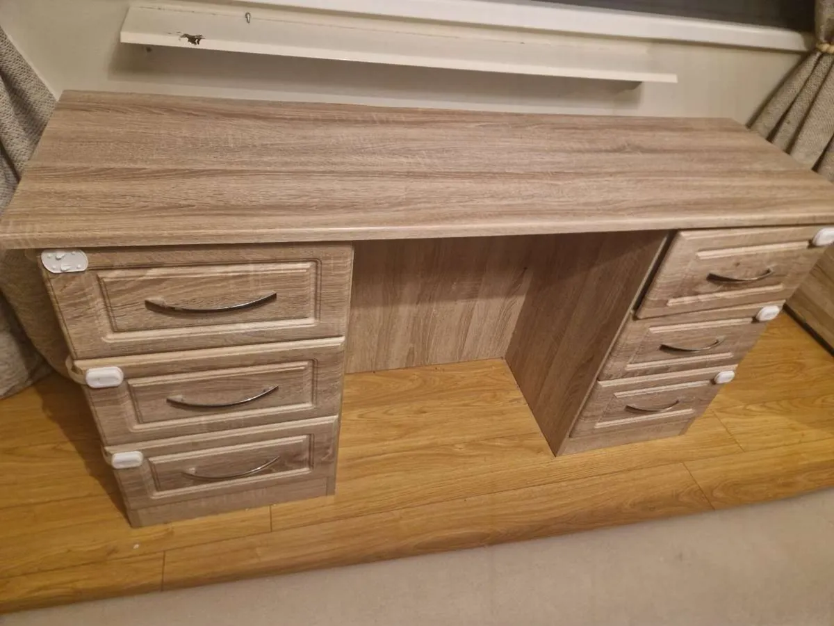 Wardrobes - Image 4