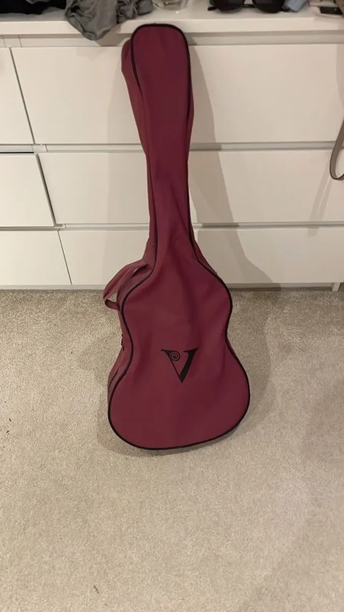 guitar - Image 3