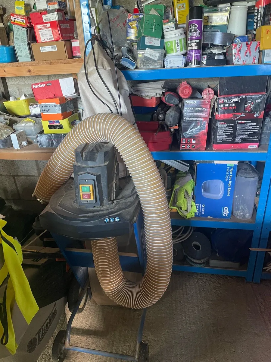 Woodworking machinery - Image 1