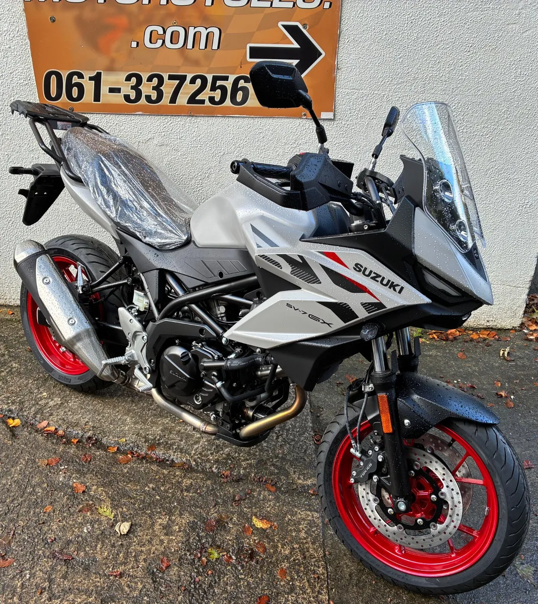 The new Suzuki SV700 GX @ Meskells - Image 1
