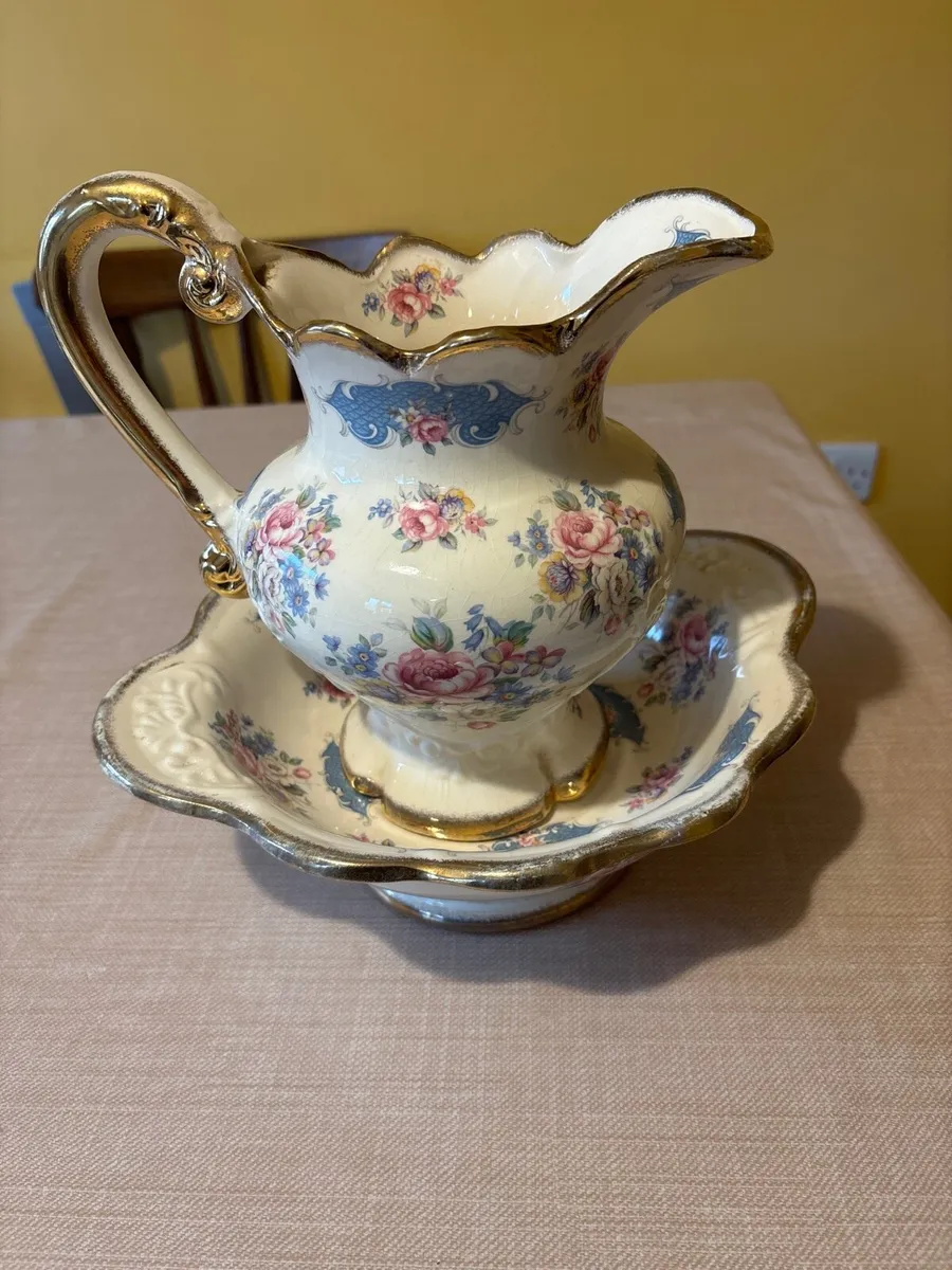 vintage ceramic wash jug and basin - Image 1