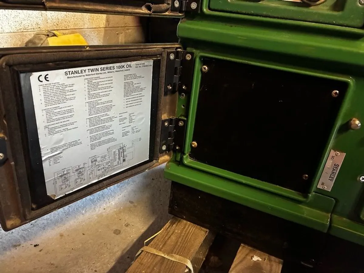 stanley oil twin series 100k BTU's - Image 4