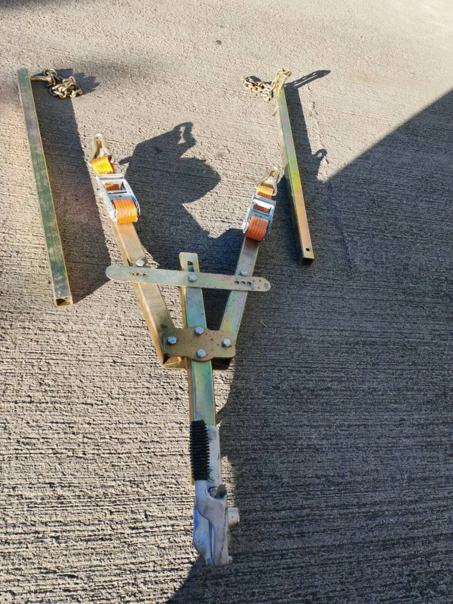 Factory towing frame - Image 1