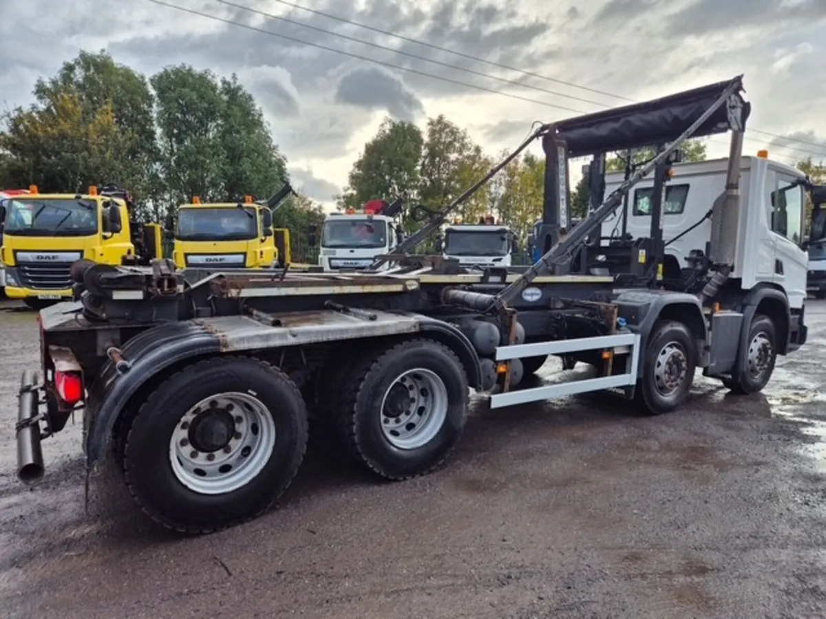 2019 (69) SCANIA P410 XT 8X4 HOOKLOADER - Image 3