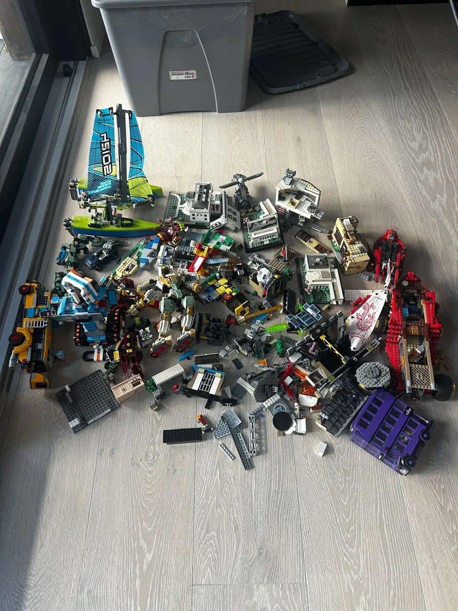 Lego - Image 2