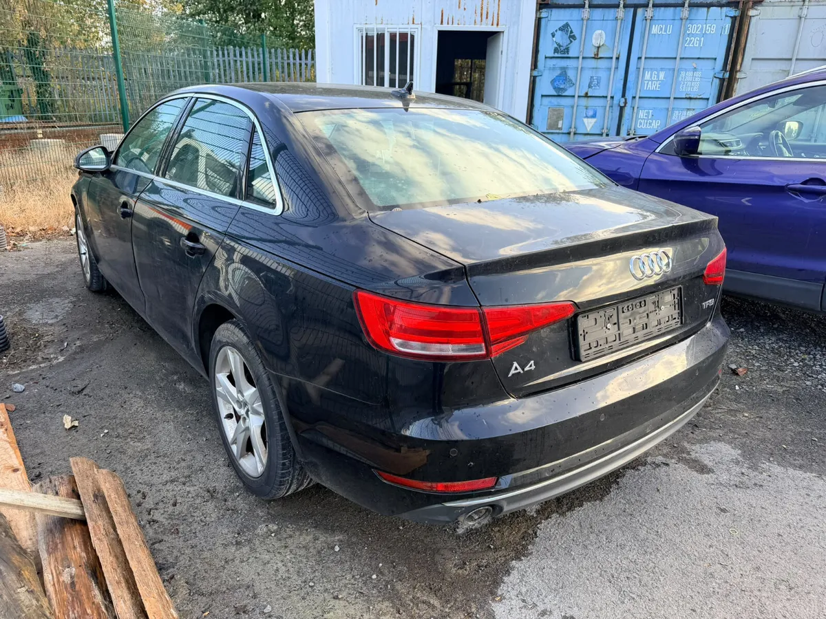 17 AUDI A4  1.4 TFSI (CVNA) FOR BREAKING - Image 3