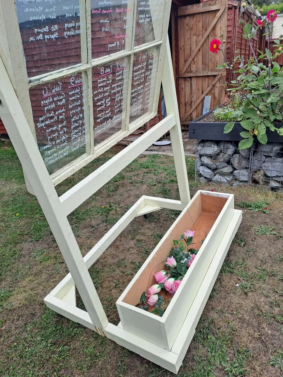 Wedding Seating arrangement - Image 1