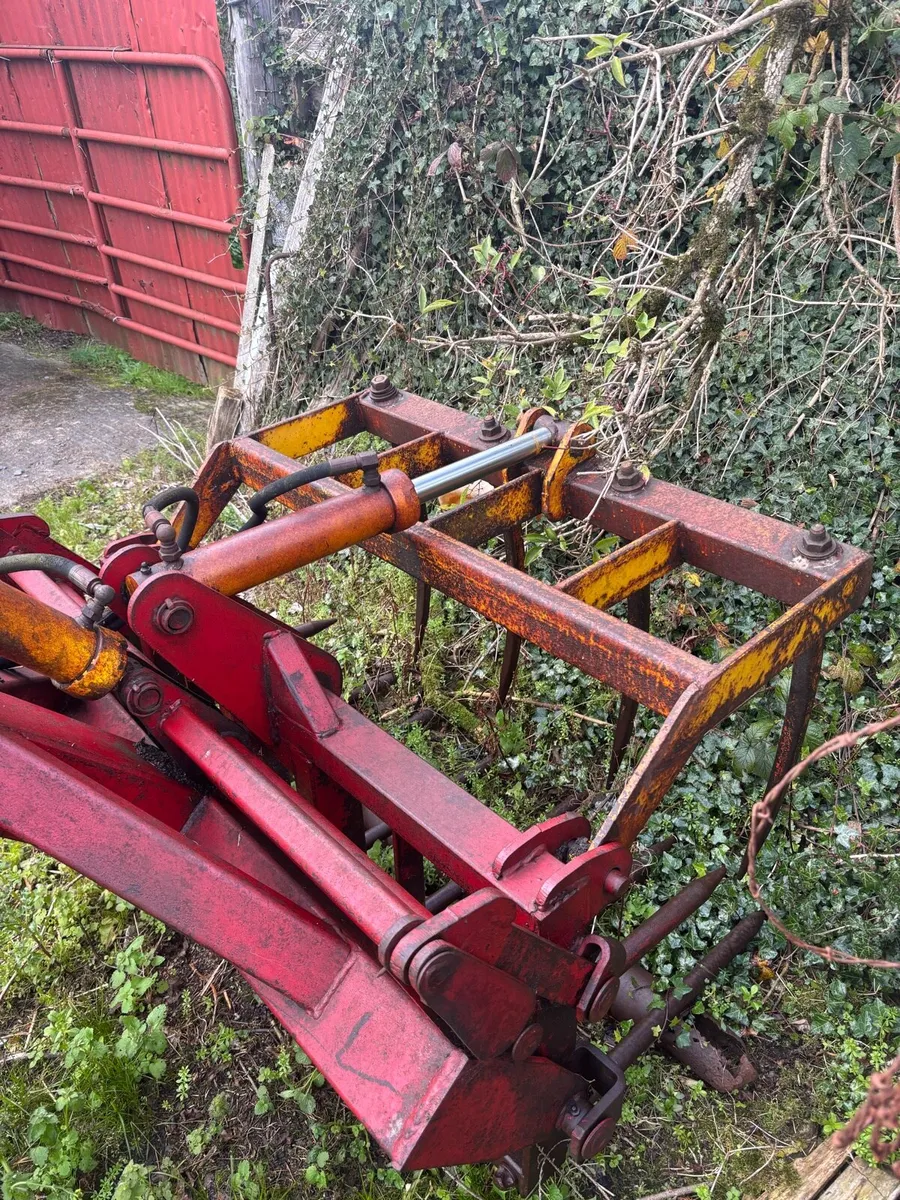 McKenna Silage Grab - Image 4