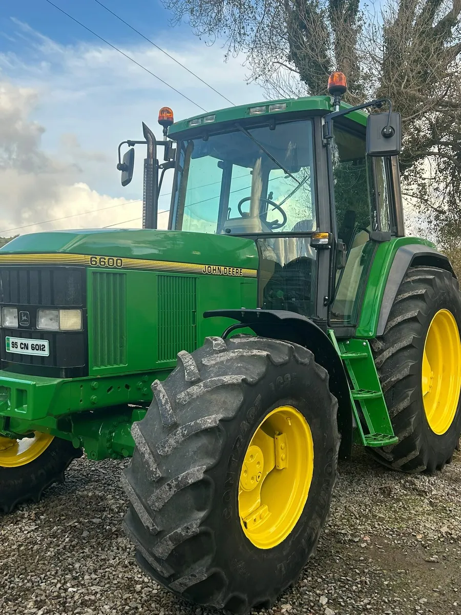 John deere 6600 - Image 1