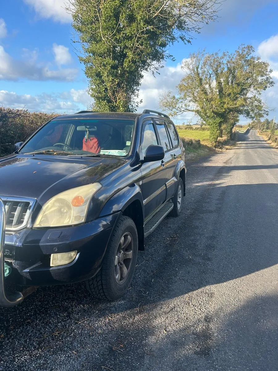 Toyota landcruiser - Image 2