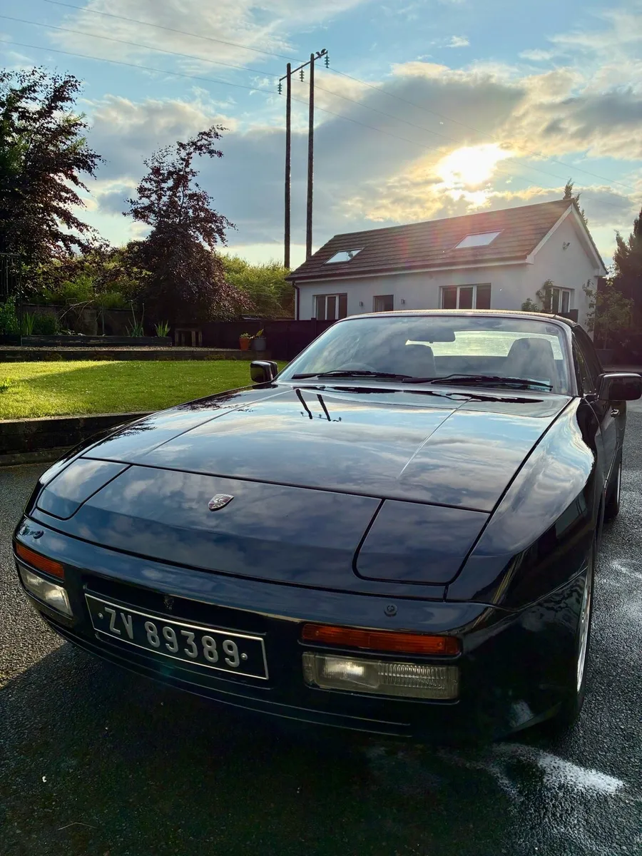 Porsche 944 S2 Cabriolet - Image 3
