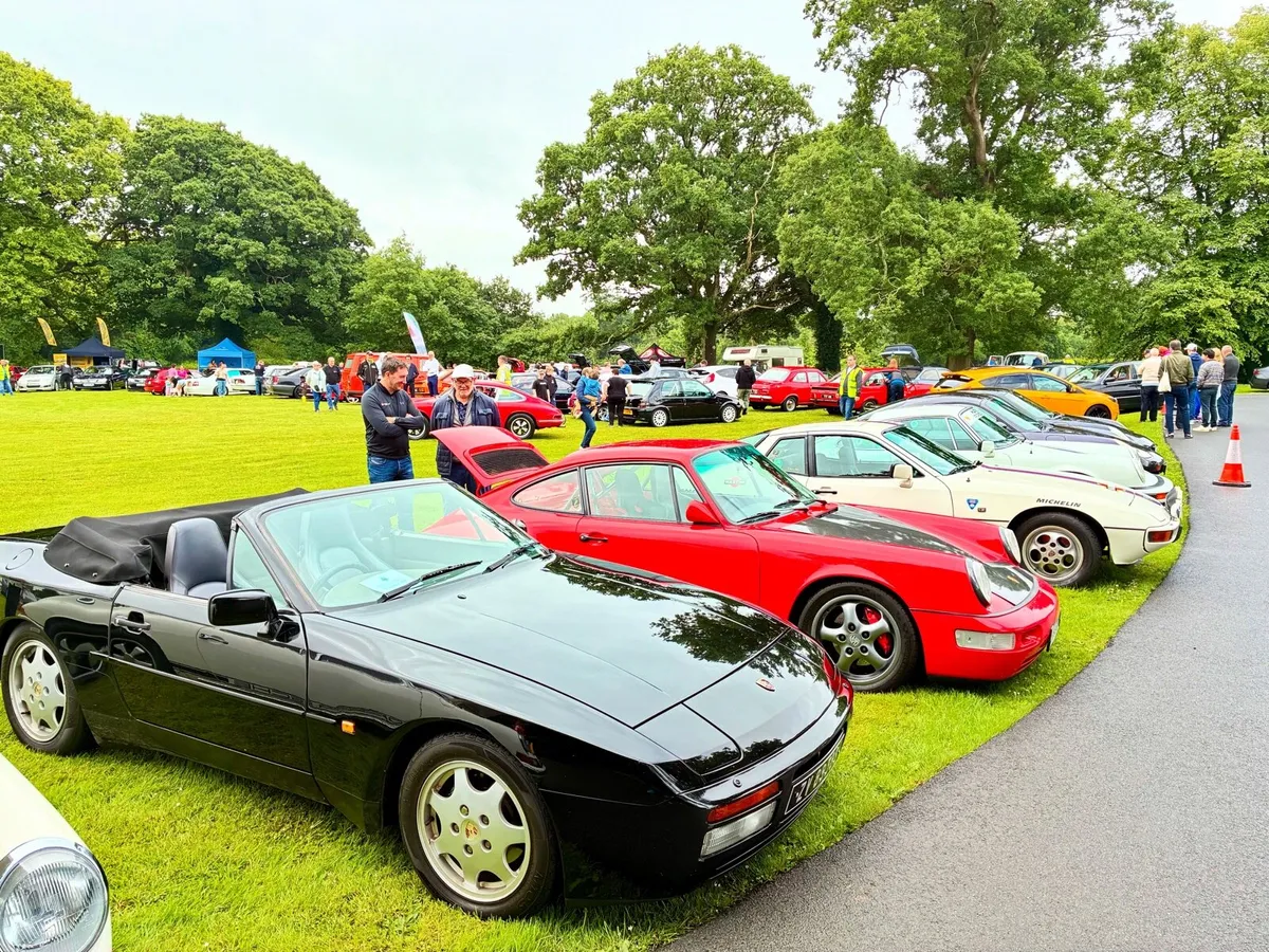 Porsche 944 S2 Cabriolet - Image 4