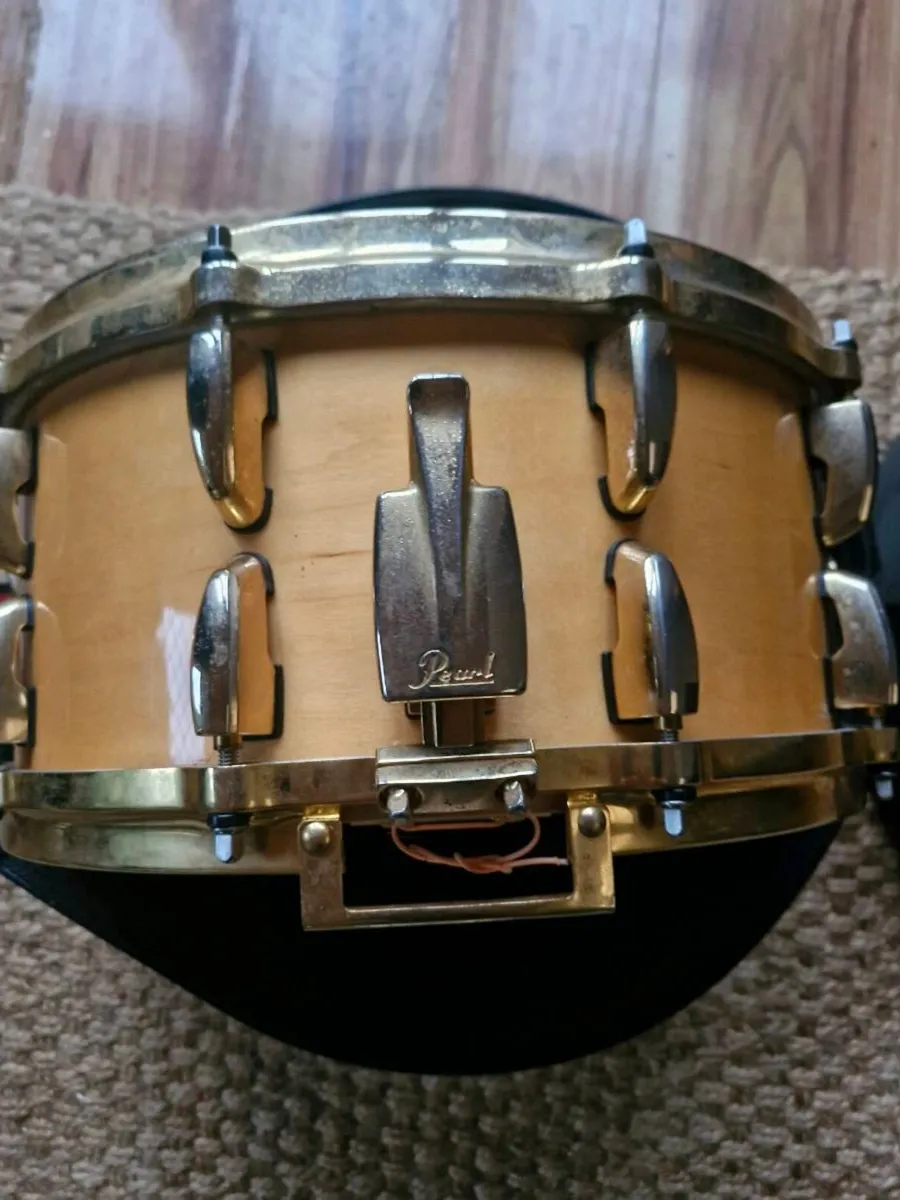Pearl mastersound maple snare drum 14 x 6.5 - Image 2