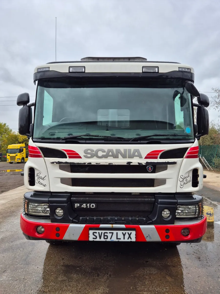 2017 (67) SCANIA P410 8X4 STEEL TIPPER - Image 4