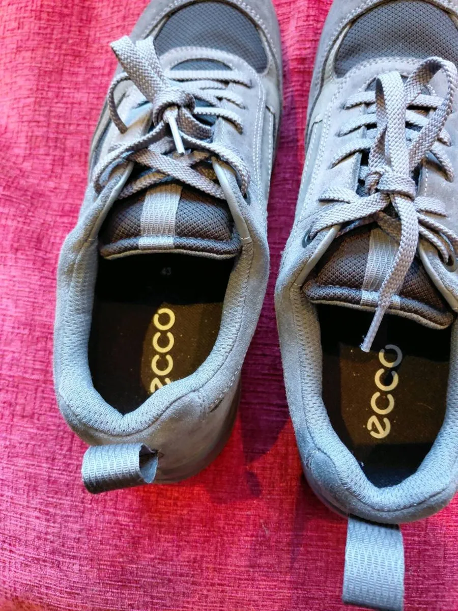 Foot ware - Image 2