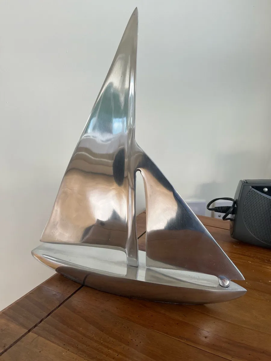 Large sailing boat sculpture 37cm high - Image 4