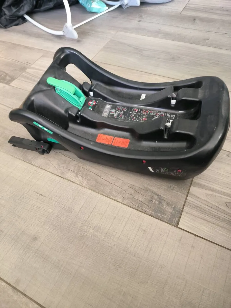 Joie i-Base 2 i-Size car seat base - Image 2