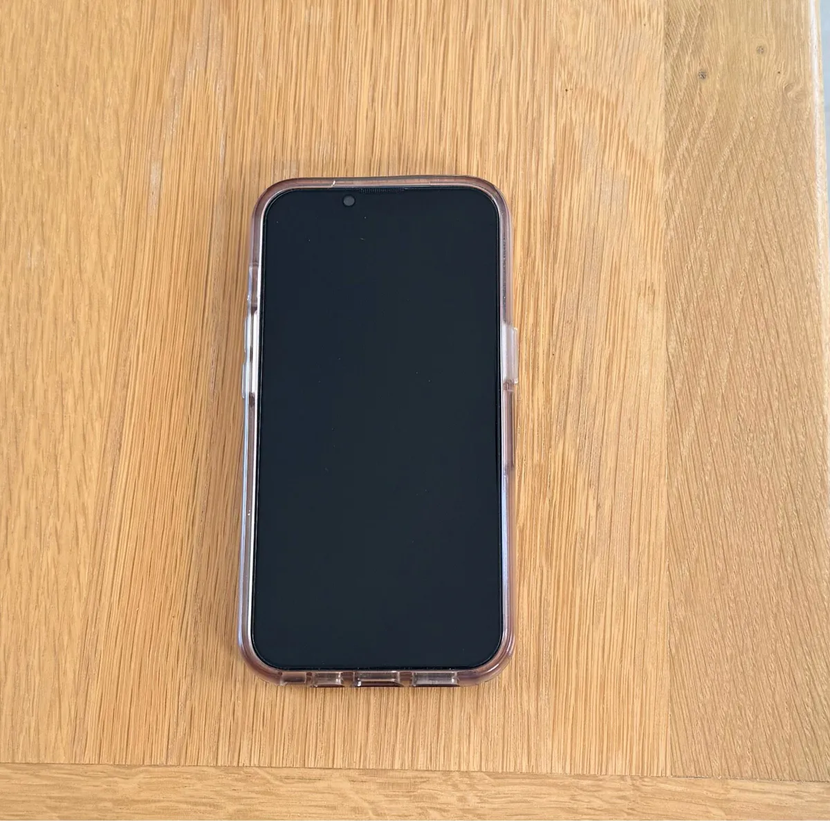 iPhone 13 - Image 2