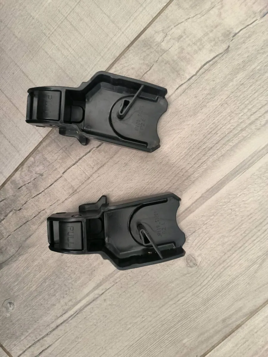 joie chrome dlx adapters - Image 1