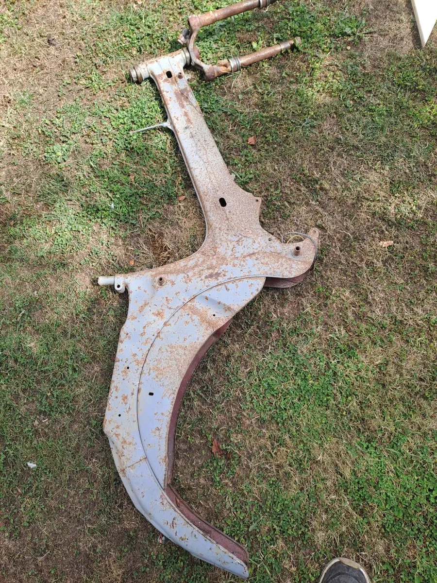 PUCH FRAME - Image 1